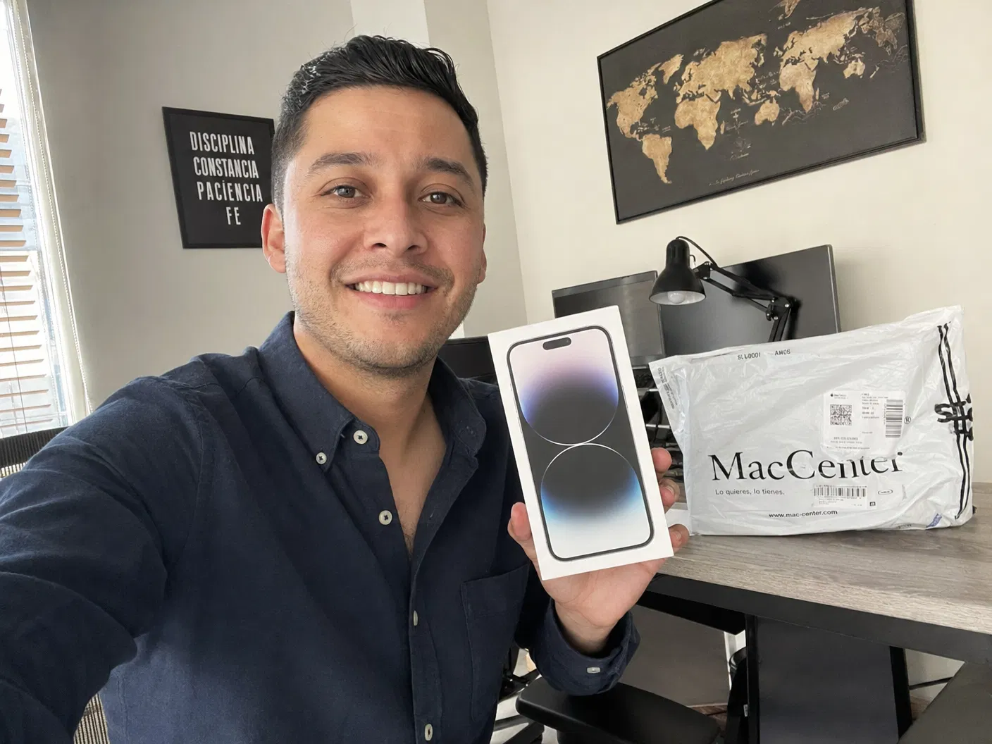 Entrega iPhone 15 Pro Max 256GB - Bucaramanga