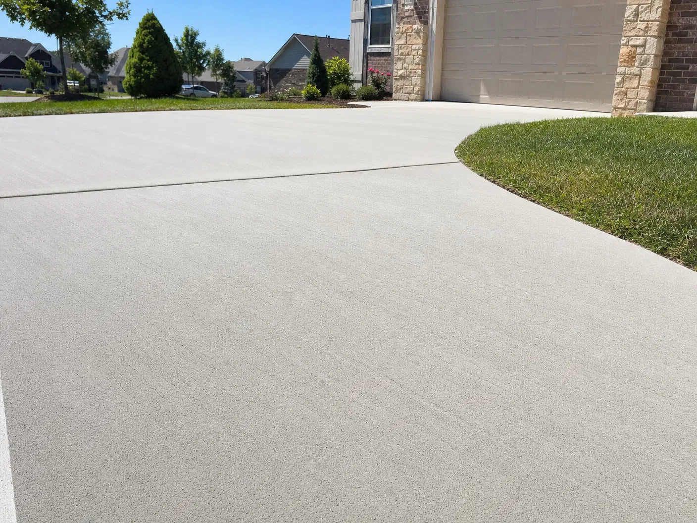 Clean concrete after rust stain removal in Chesapeake, VA