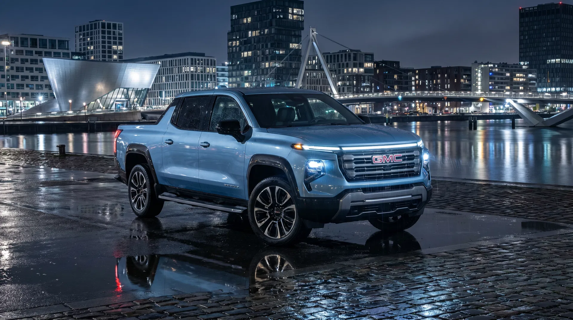 2025 GMC Sierra EV