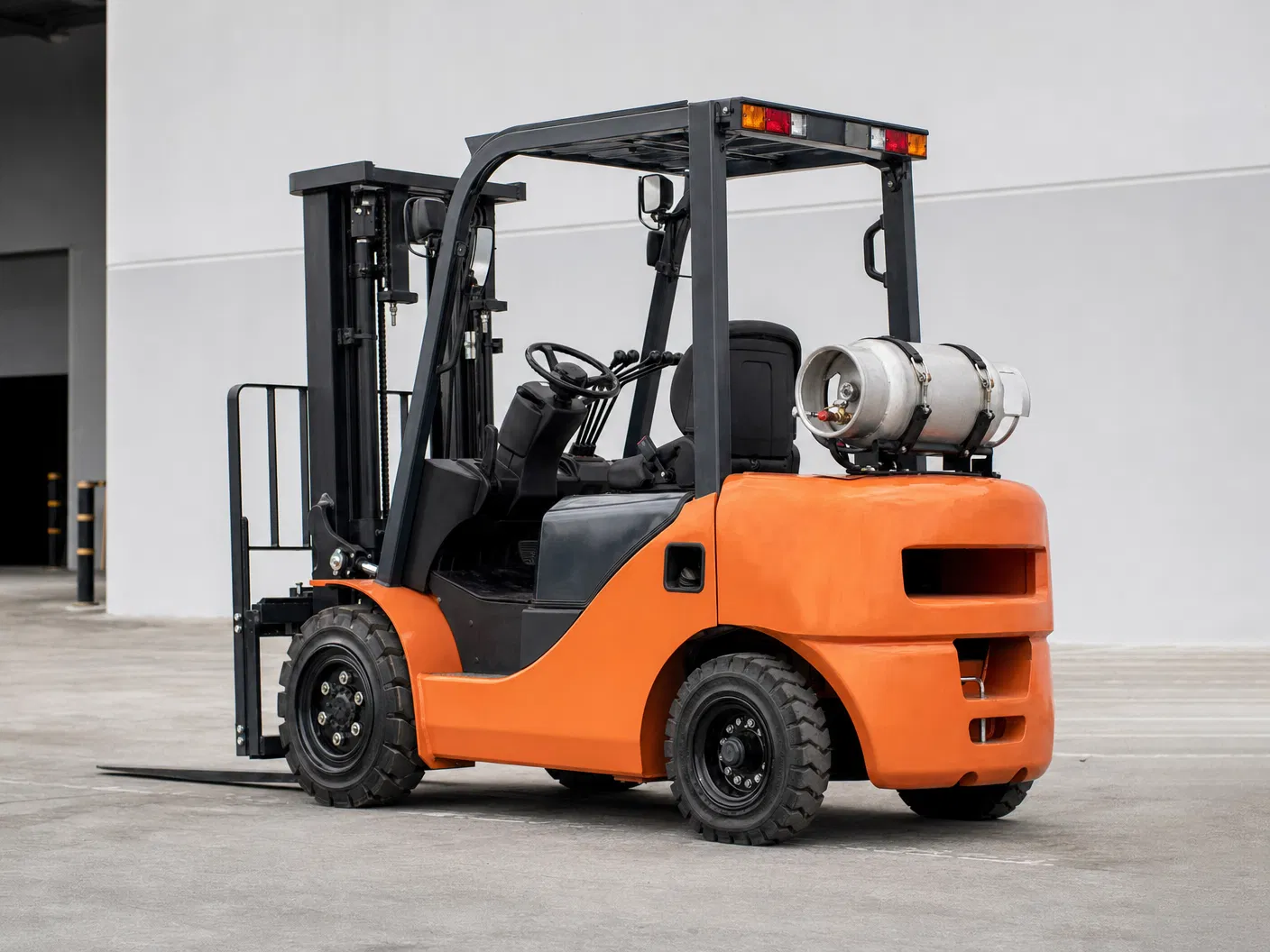 Rental Equipment for Warehouse Operations