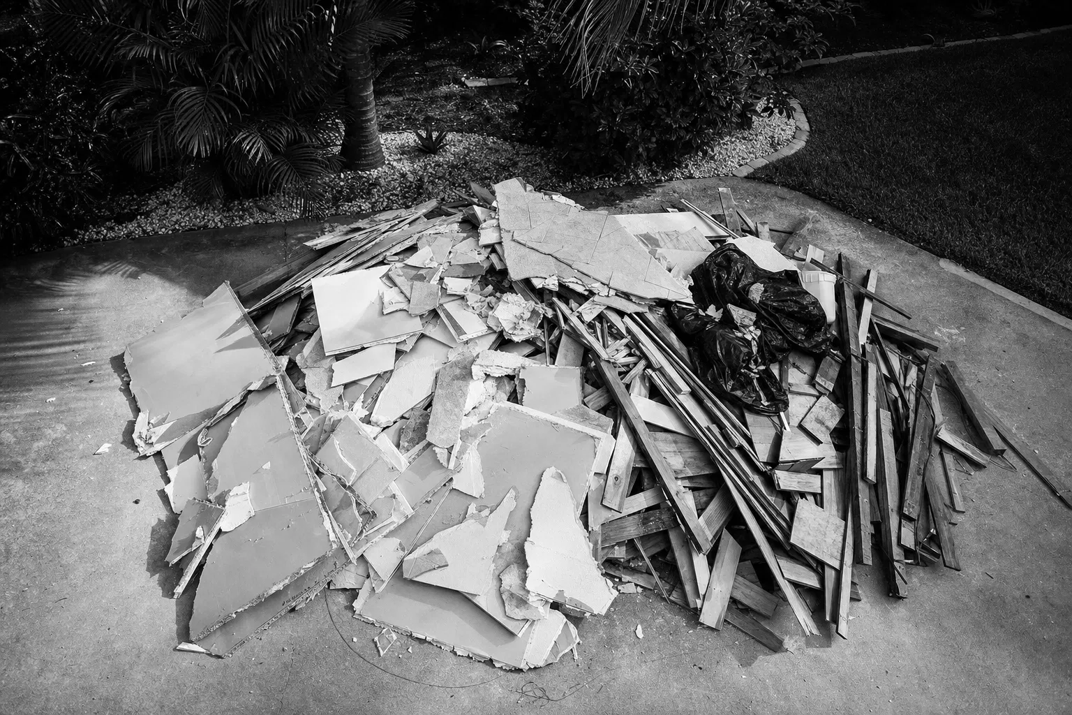 Construction Debris Removal in Cape Coral FL