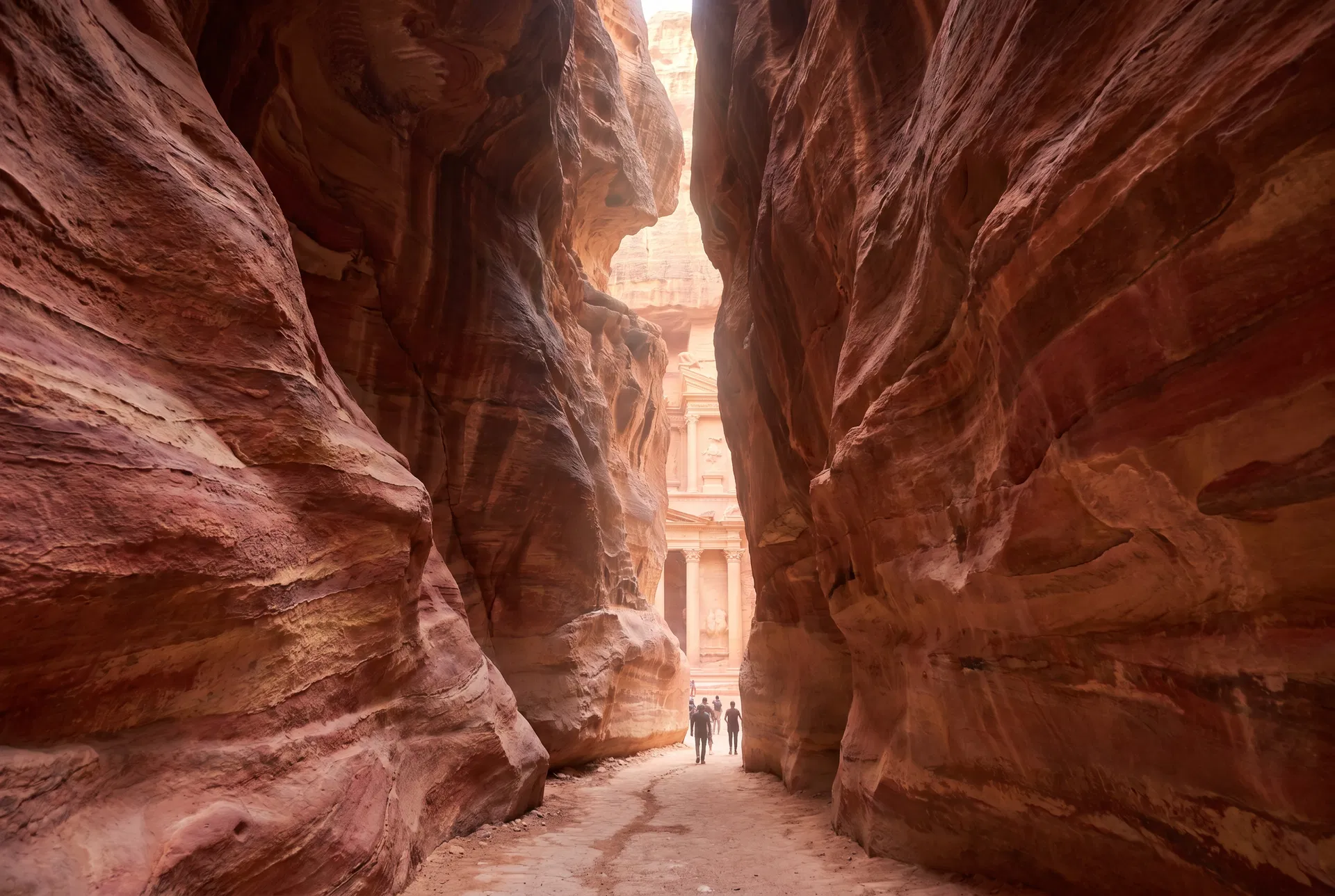 Jordan: Ancient Kingdoms & Desert Splendor 8