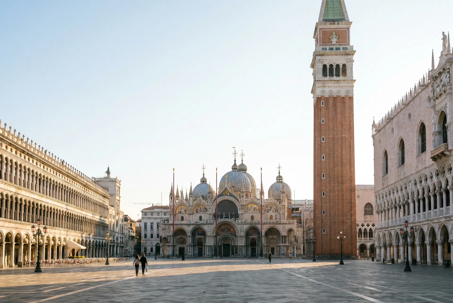 Northern Italy: Lakes, Villas & Venetian Splendor 10