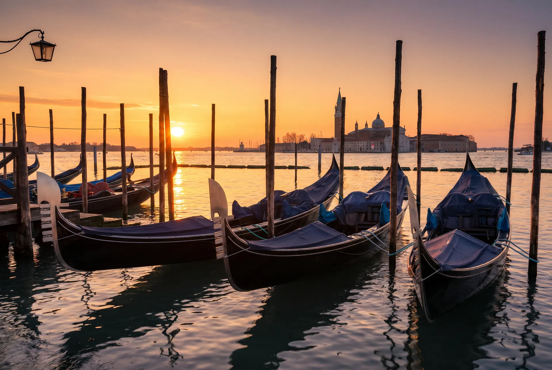 Northern Italy: Lakes, Villas & Venetian Splendor 11