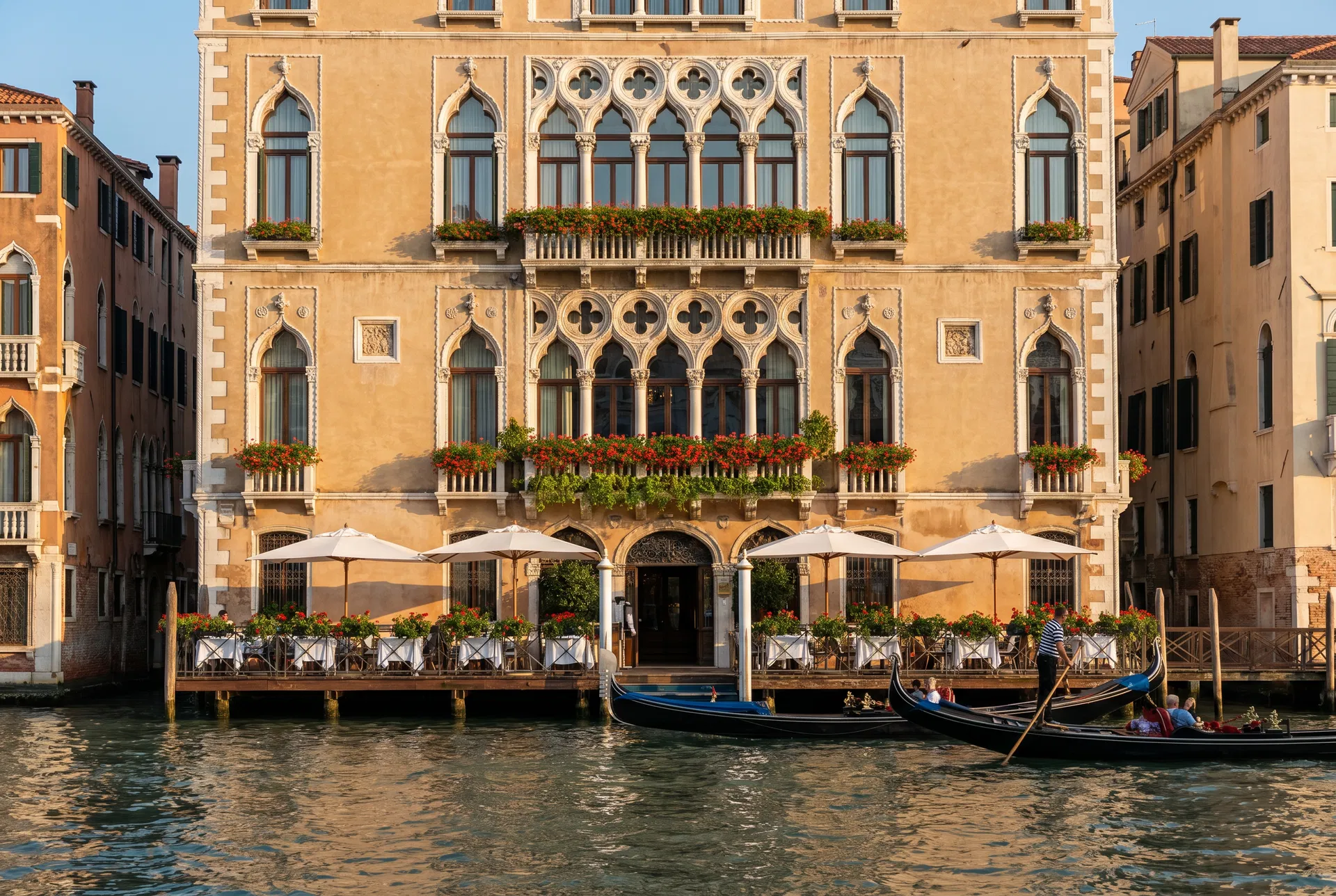 Northern Italy: Lakes, Villas & Venetian Splendor 12