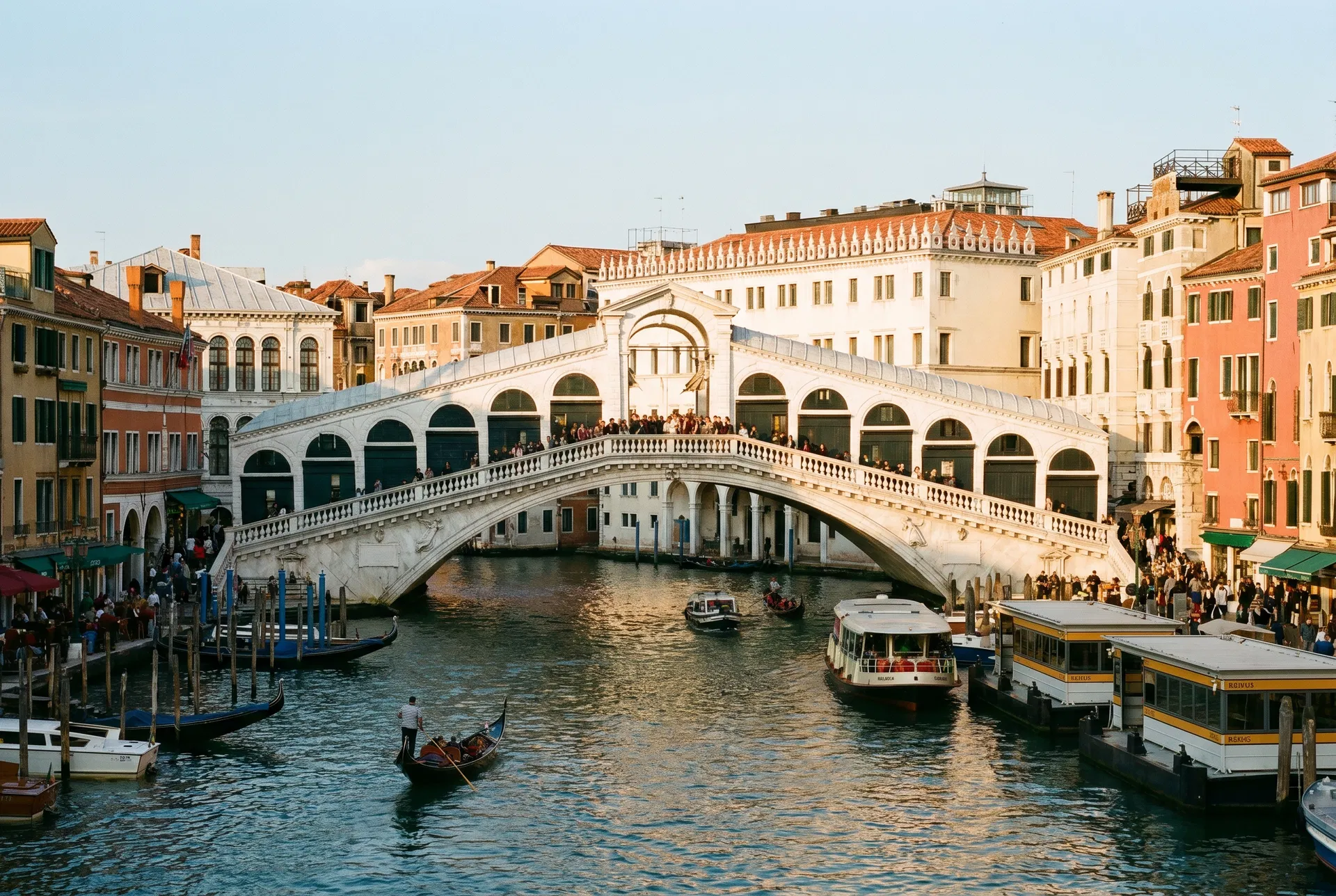 Northern Italy: Lakes, Villas & Venetian Splendor 16
