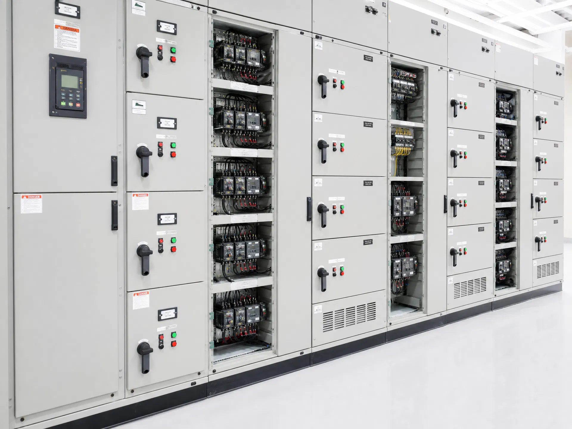 Motor Control (MCCs & Starters)