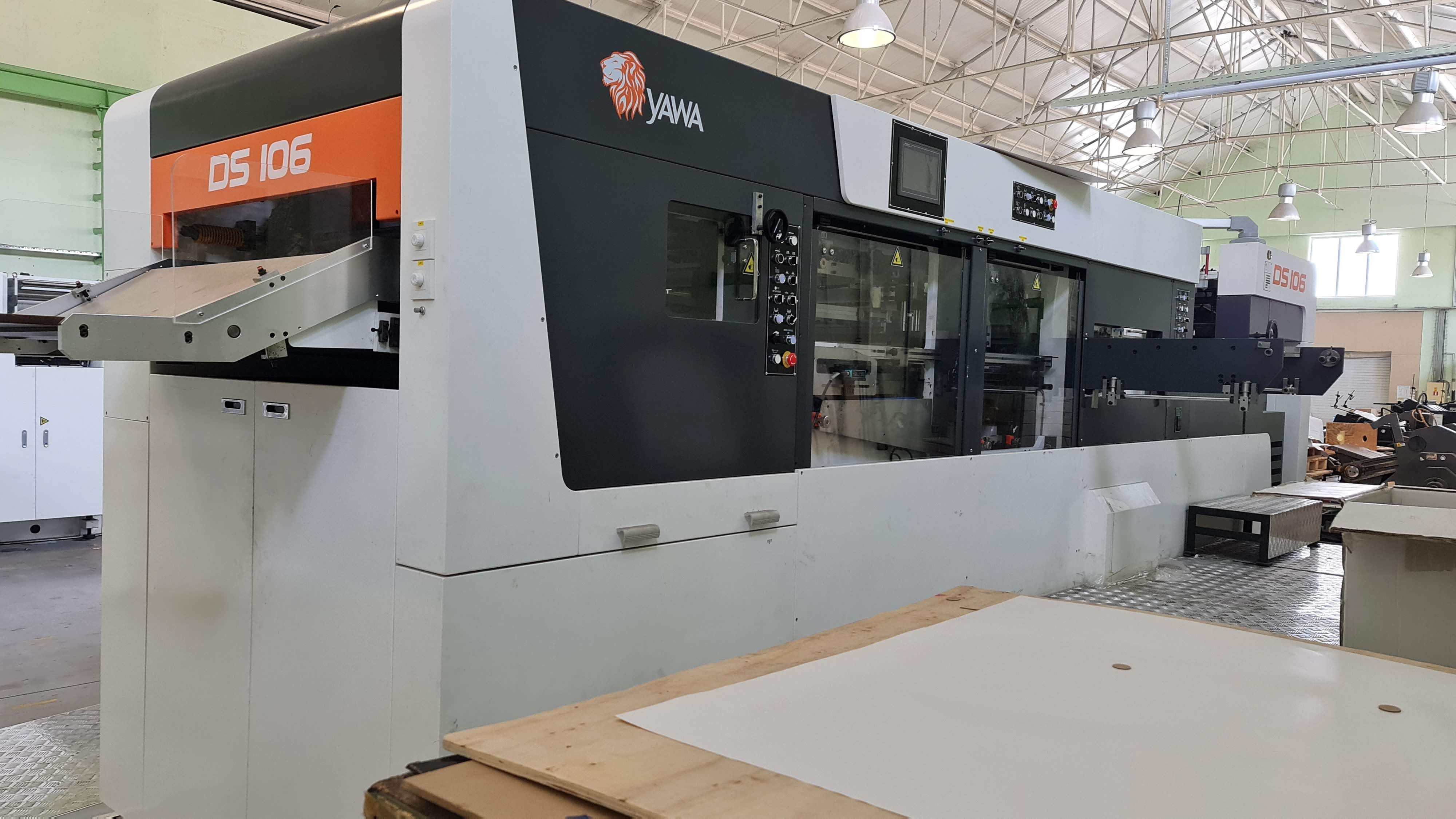 DS106 全自动模切机