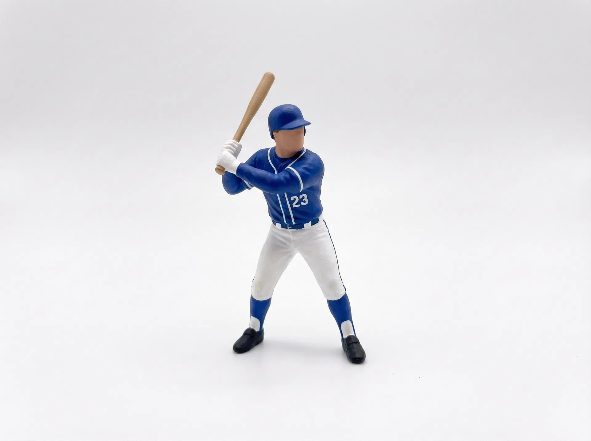 ゲームシリーズ周年記念にフィギュアを記念グッズとして展開