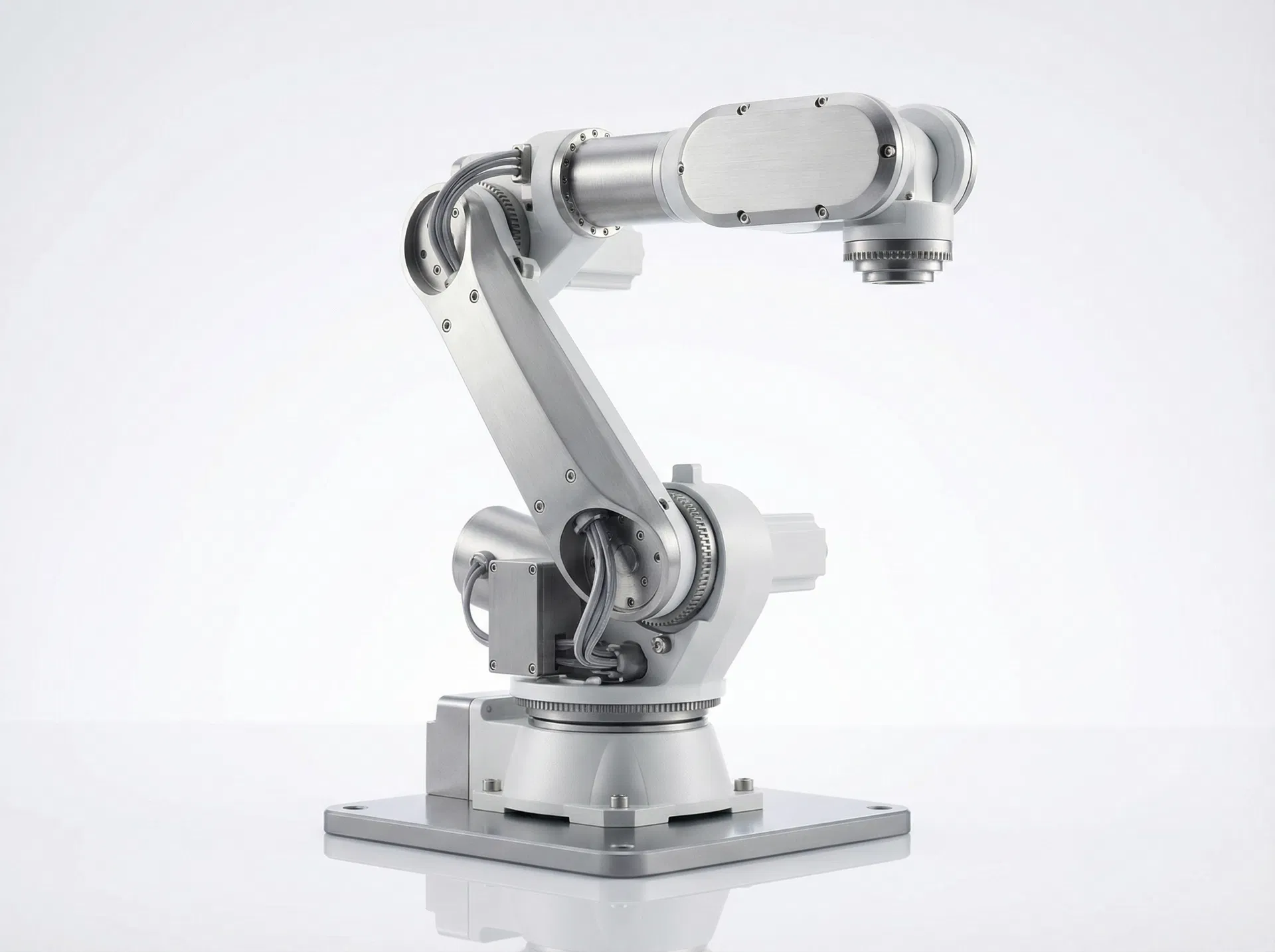 医療機器展示会 手術ロボットのミニチュアを医師・病院関係者に配布