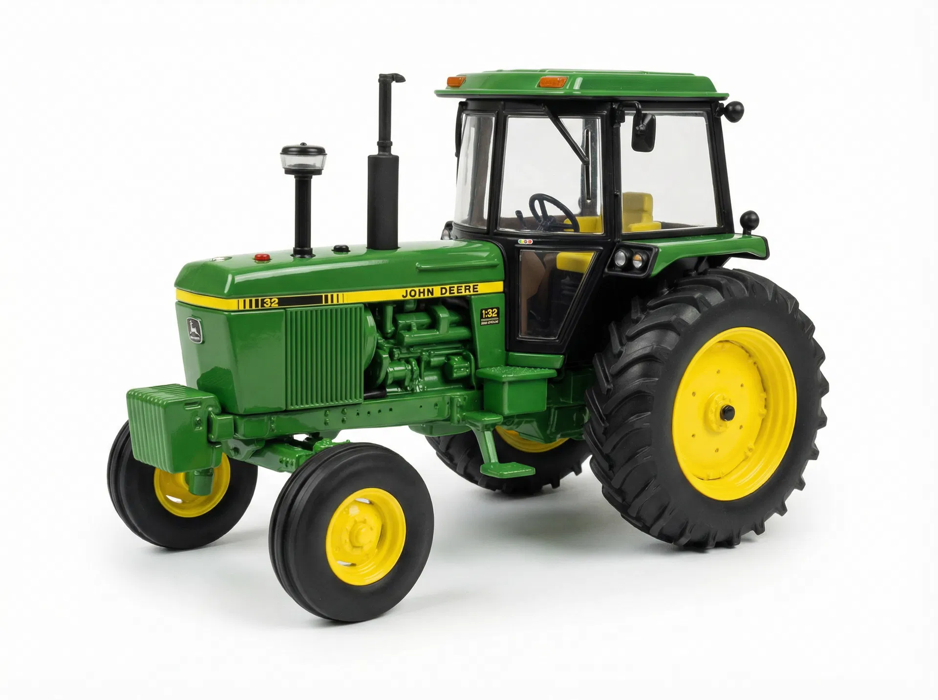 自社製品の農業機械（トラクター）をミニカーにして農家へ贈呈