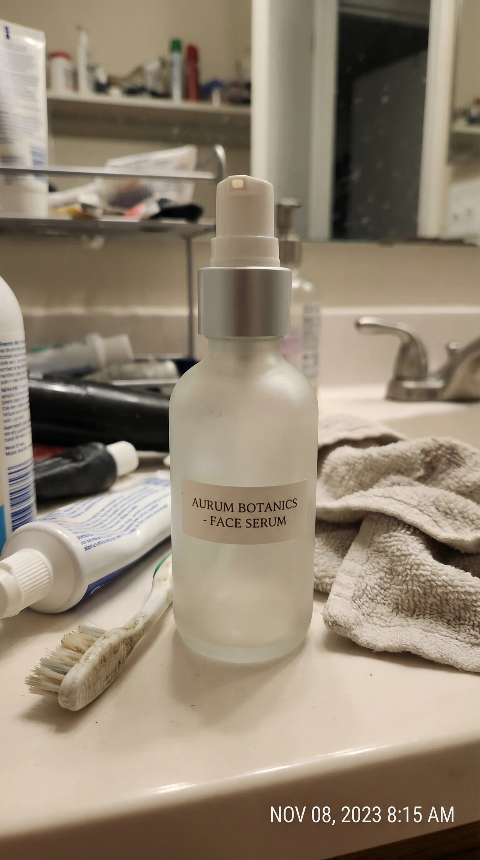 Before - AURUM BOTANICS - Cosmic Serum Transformation