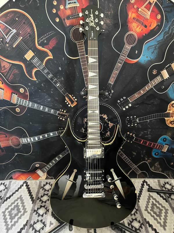 B.C. Rich The Dagger Mid-2000s (Circa 2005–2008)  - Black