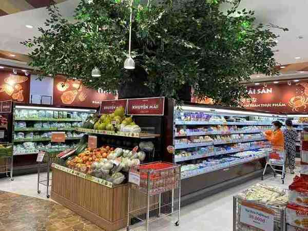 住友商事、ベトナムで小型スーパー「フジマート」を拡大、2028年までに50店舗体制へ